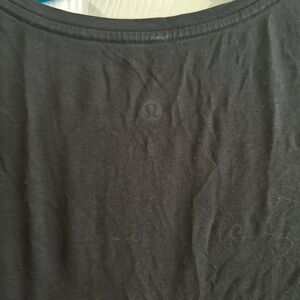 Lululemon Black Tee
